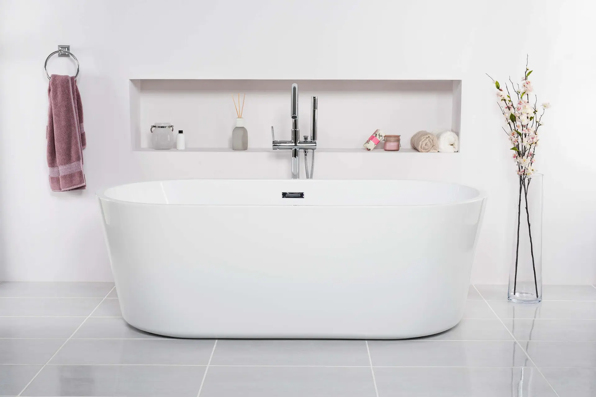 Majestic 088D Freestanding Bathtub, 75 x 150 cm